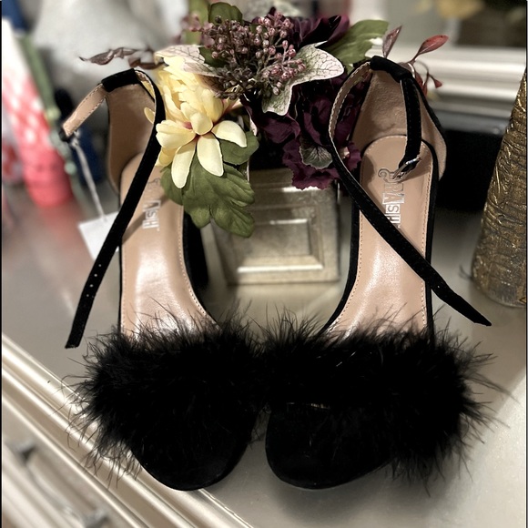 Brash Shoes - Black thick heels